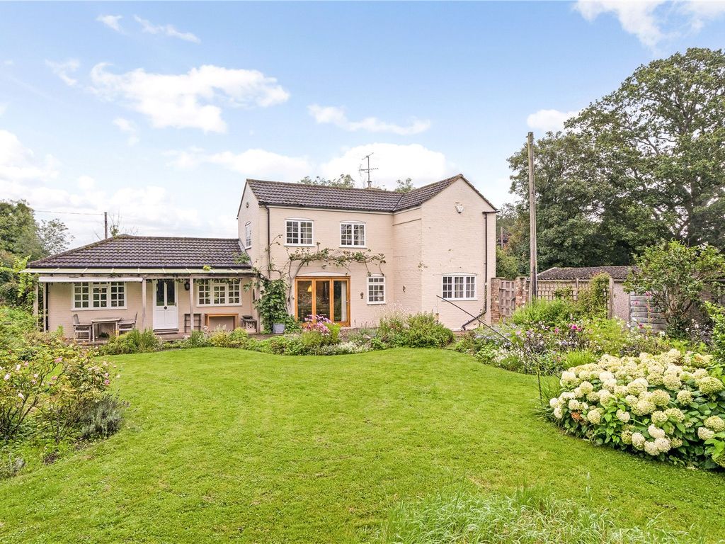 4 bed detached house for sale in Arlingham Road, Saul, Gloucester