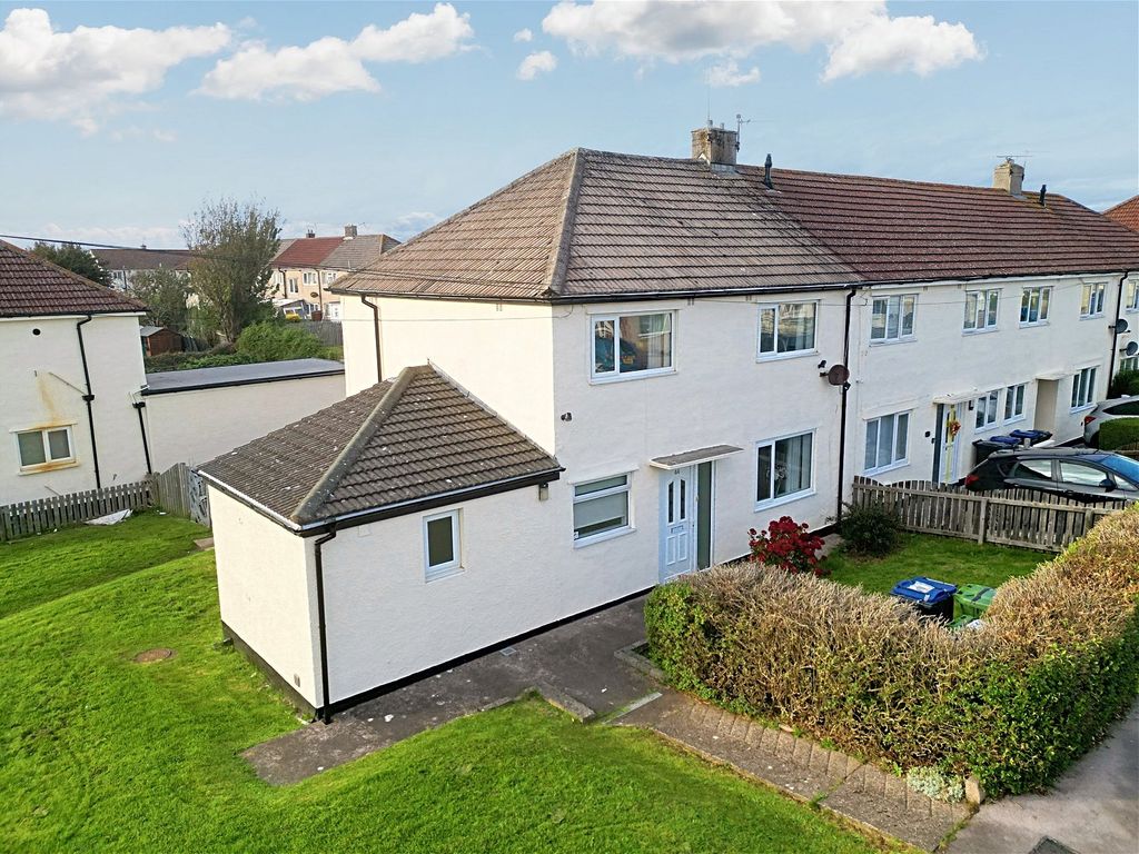 3 bed end terrace house for sale in Windsor Road, Workington CA14, £