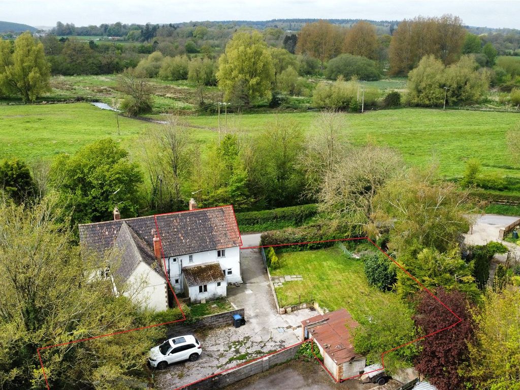 3 bed semidetached house for sale in Norton Bavant, Warminster