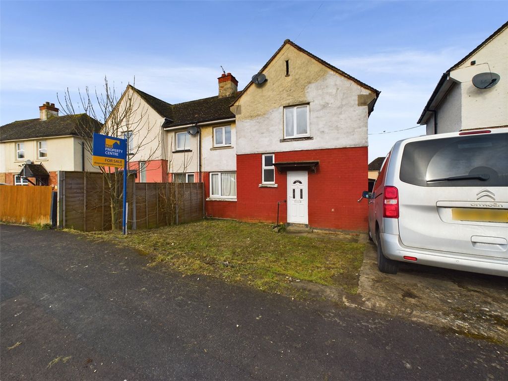 3 bed semidetached house for sale in Reservoir Road, Gloucester, Gloucestershire GL4, £185,000