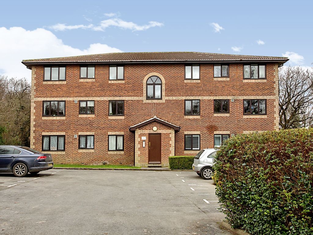 1 bed flat for sale in Barrow Down Gardens, Southampton SO19 Zoopla