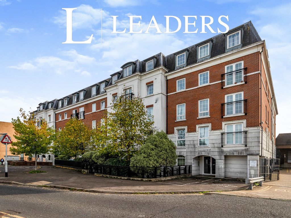 2 bed flat to rent in Station Approach, Epsom KT19 Zoopla