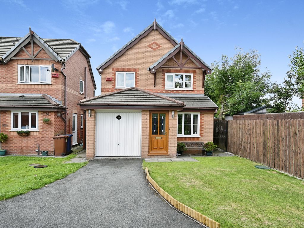 3 bed detached house for sale in Fourfields, Bamber Bridge, Preston