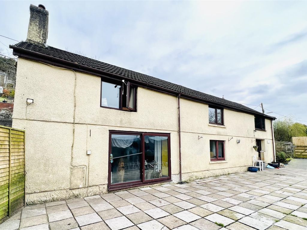 3 bed detached house for sale in Dyffryn Road, Pontardawe, Swansea SA8
