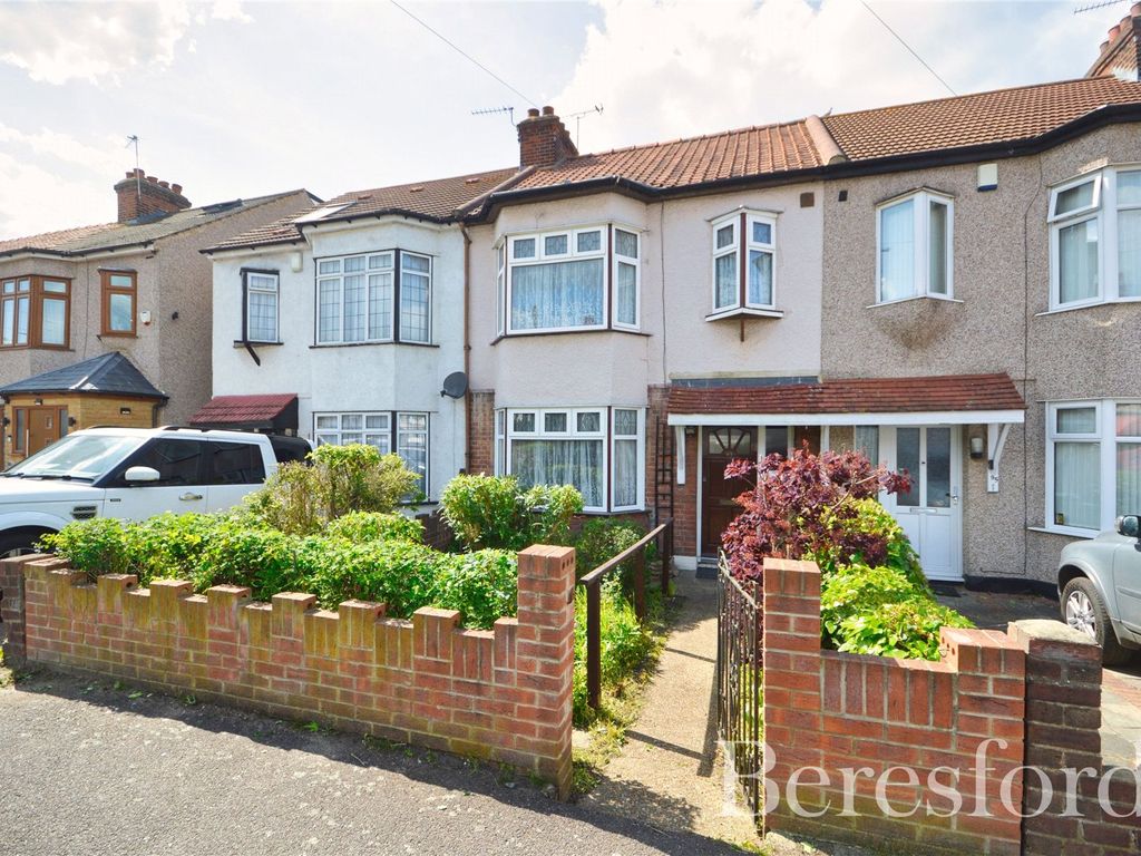 3 bed terraced house for sale in Dorset Avenue, Romford RM1 Zoopla