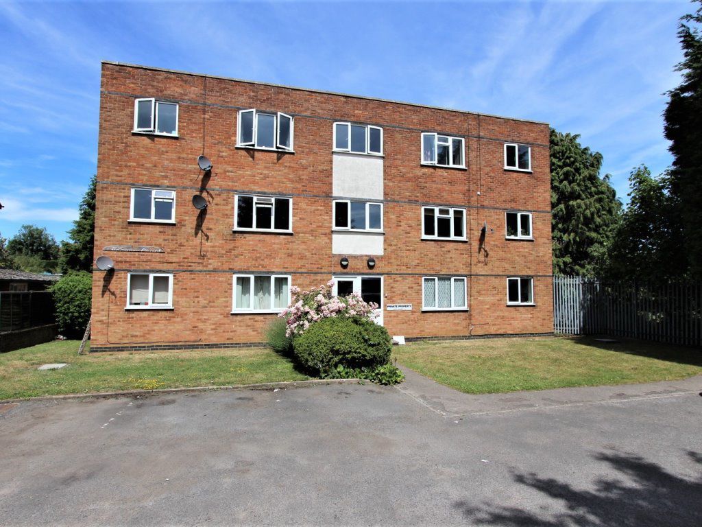 3 bed flat to rent in Soulbury Road, Leighton Buzzard LU7 Zoopla