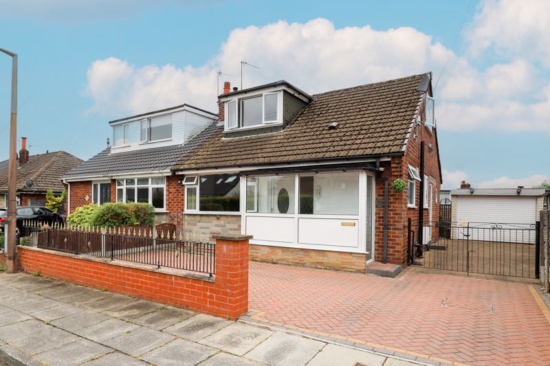 3 bed bungalow for sale in Whitburn Drive, Brandlesholme, Bury BL8 Zoopla