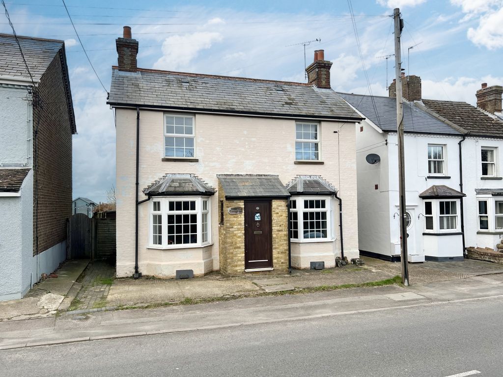 5 bed detached house for sale in Bulbourne Road, Bulbourne, Tring HP23