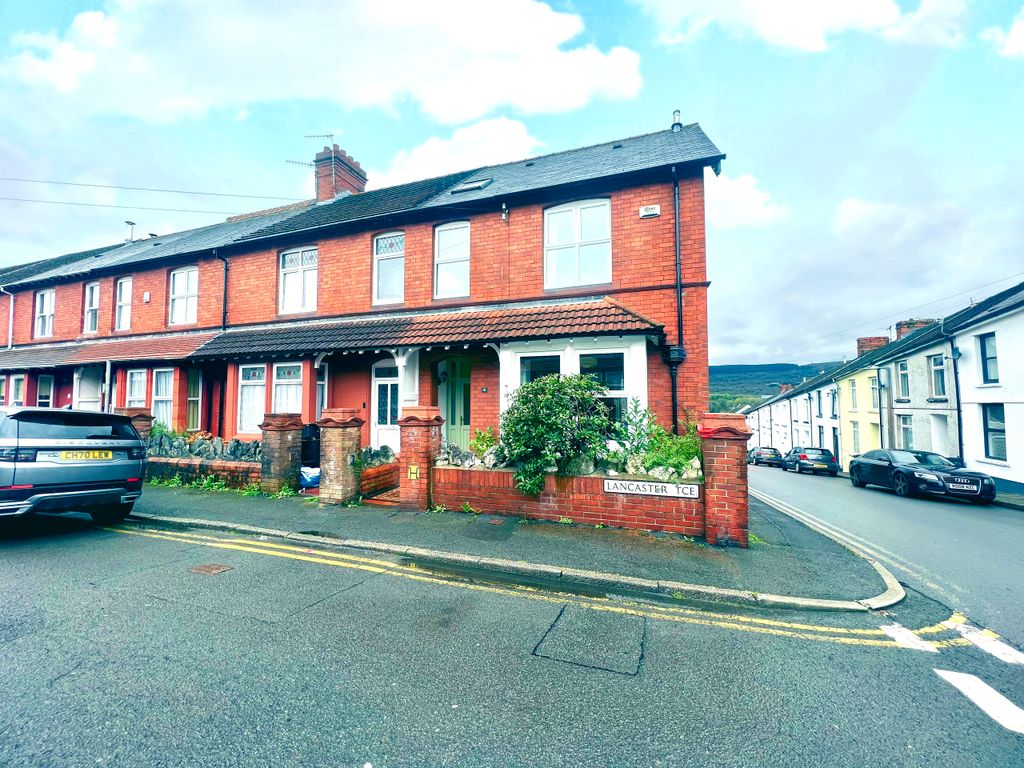 4 bed end terrace house for sale in Lancaster Terrace, Merthyr Tydfil