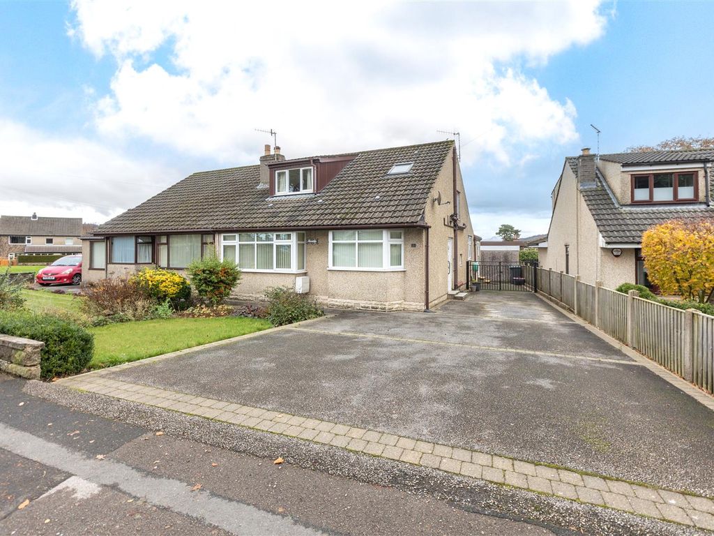 3 bed semidetached bungalow for sale in Quernmore Road, Caton