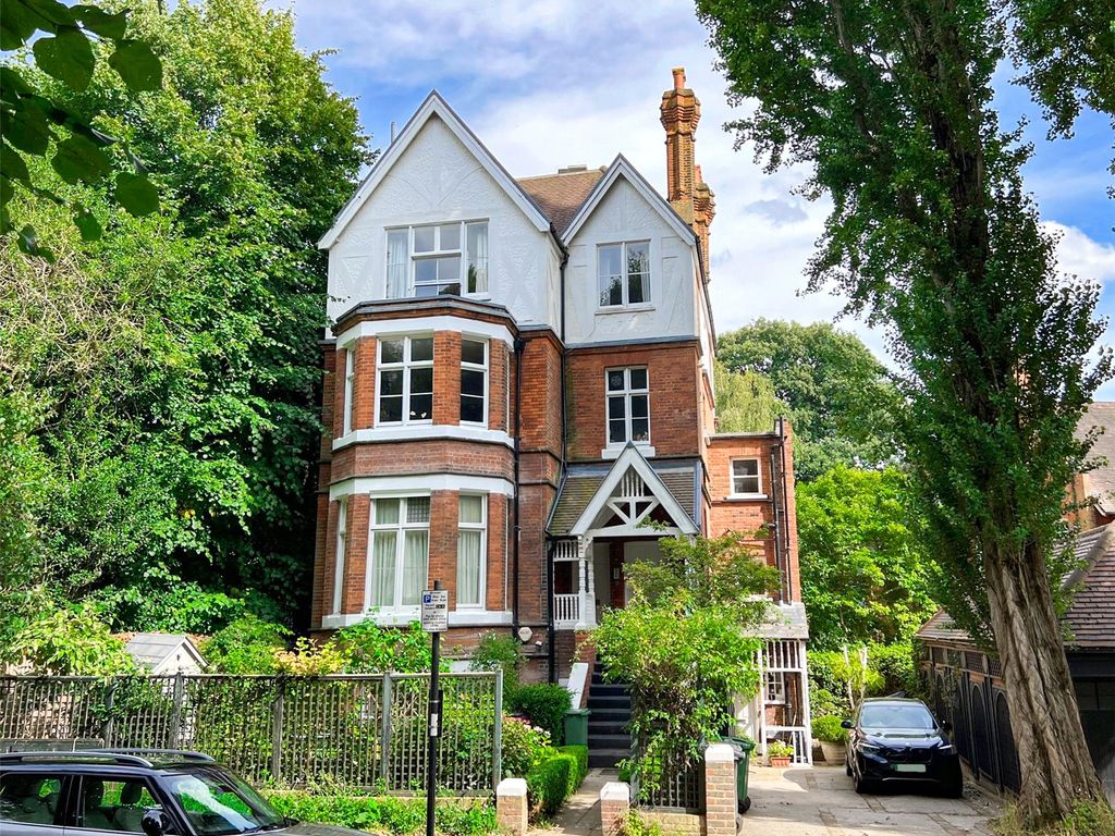 1 bed flat for sale in Well Walk, Hampstead Village NW3, £635,000 Zoopla