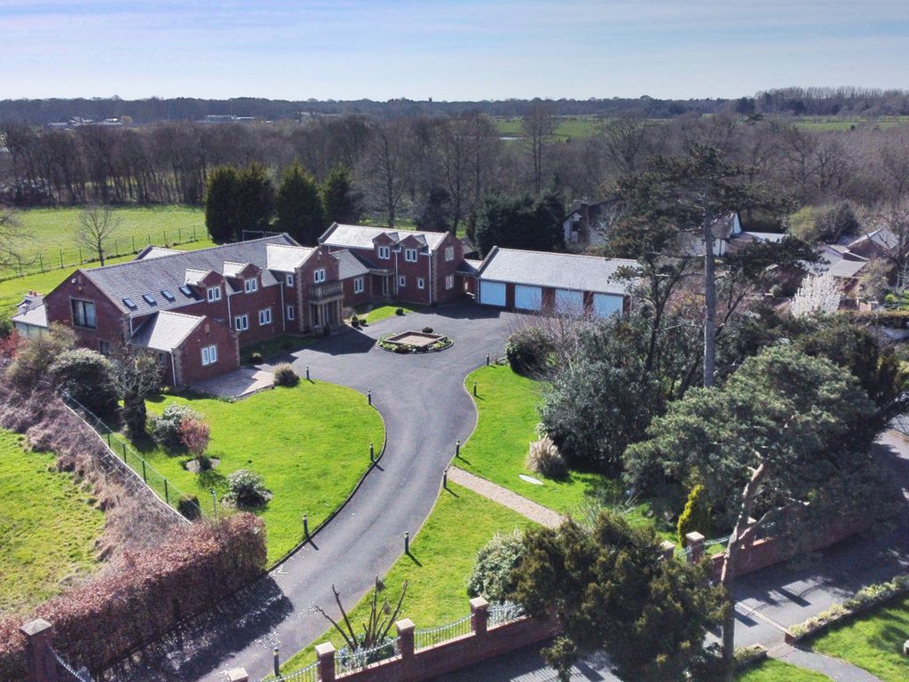 5 bed detached house for sale in Ballam Road, Lytham St Annes FY8, £