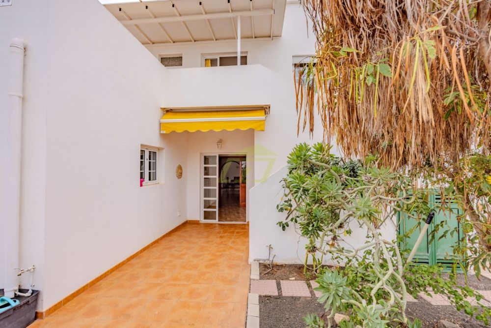 5 bed villa for sale in Playa Honda, Lanzarote, Spain, £387,284 Zoopla