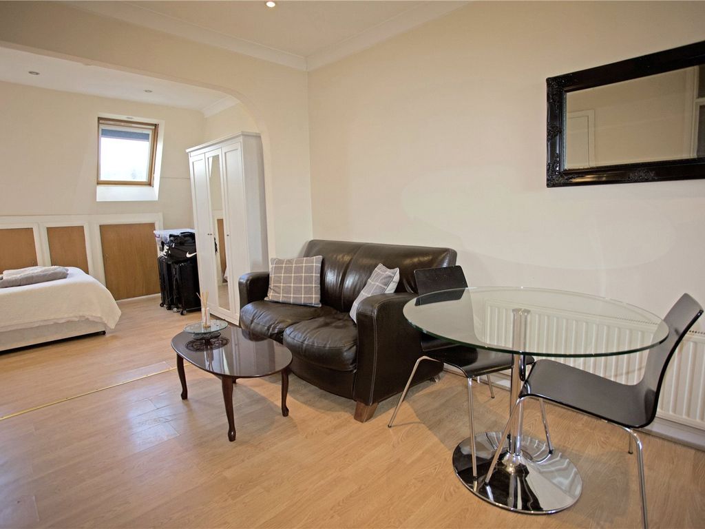 1 bed flat to rent in Newington Green, Mildmay Ward, London N1, £1,400