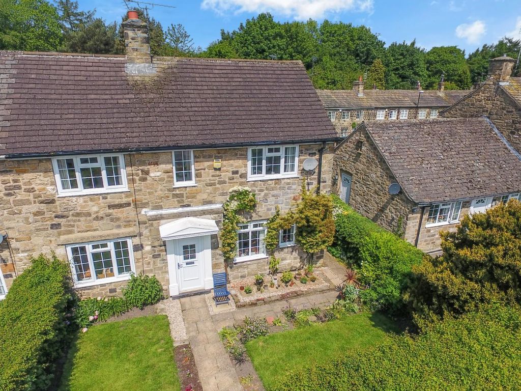 2 bed semidetached house for sale in Bondgate, Harewood, Leeds LS17