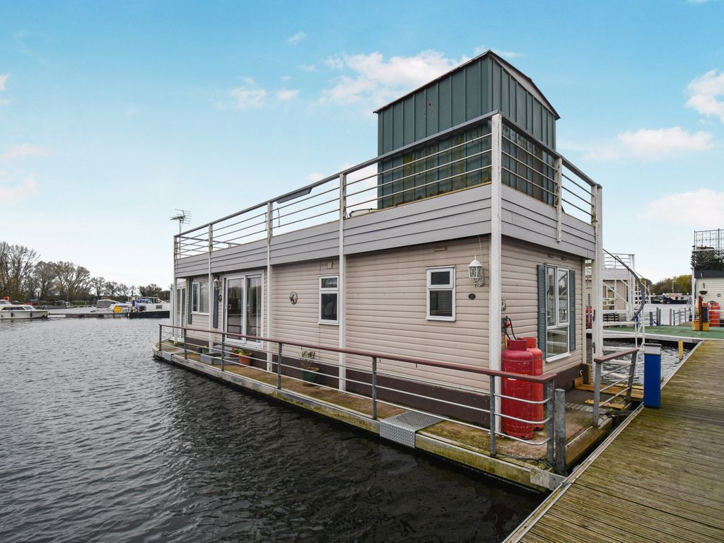 2 bed houseboat for sale in Banks End, Wyton, Huntingdon PE28 Zoopla