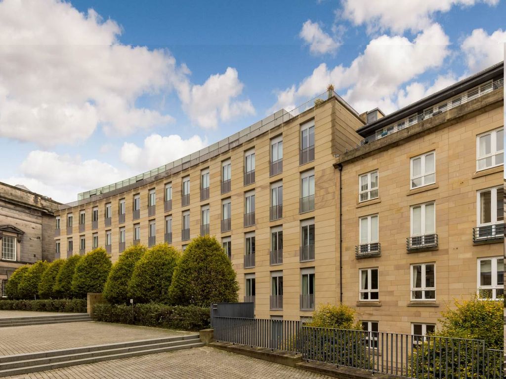 1 bed flat for sale in St Vincent Place, New Town, Edinburgh EH3, £