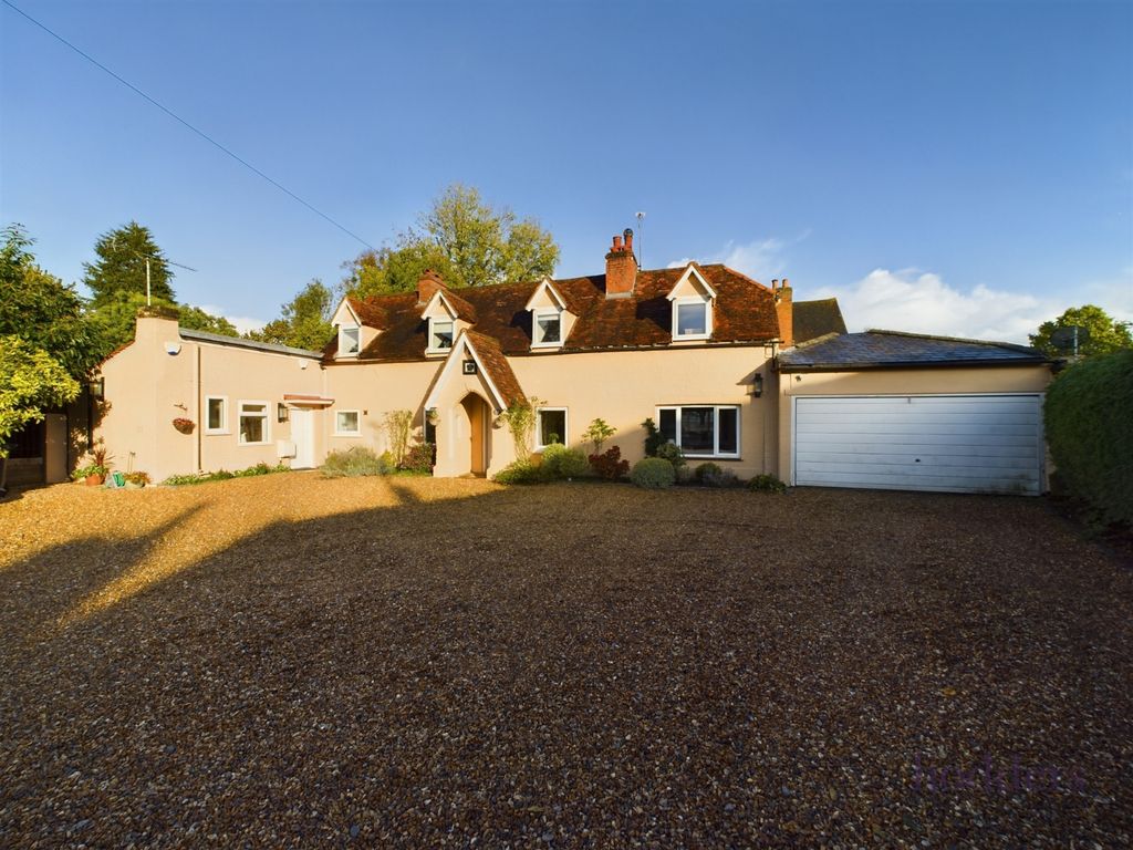 4 bed detached house for sale in St. Anns Road, Chertsey, Surrey KT16, £889,950 Zoopla