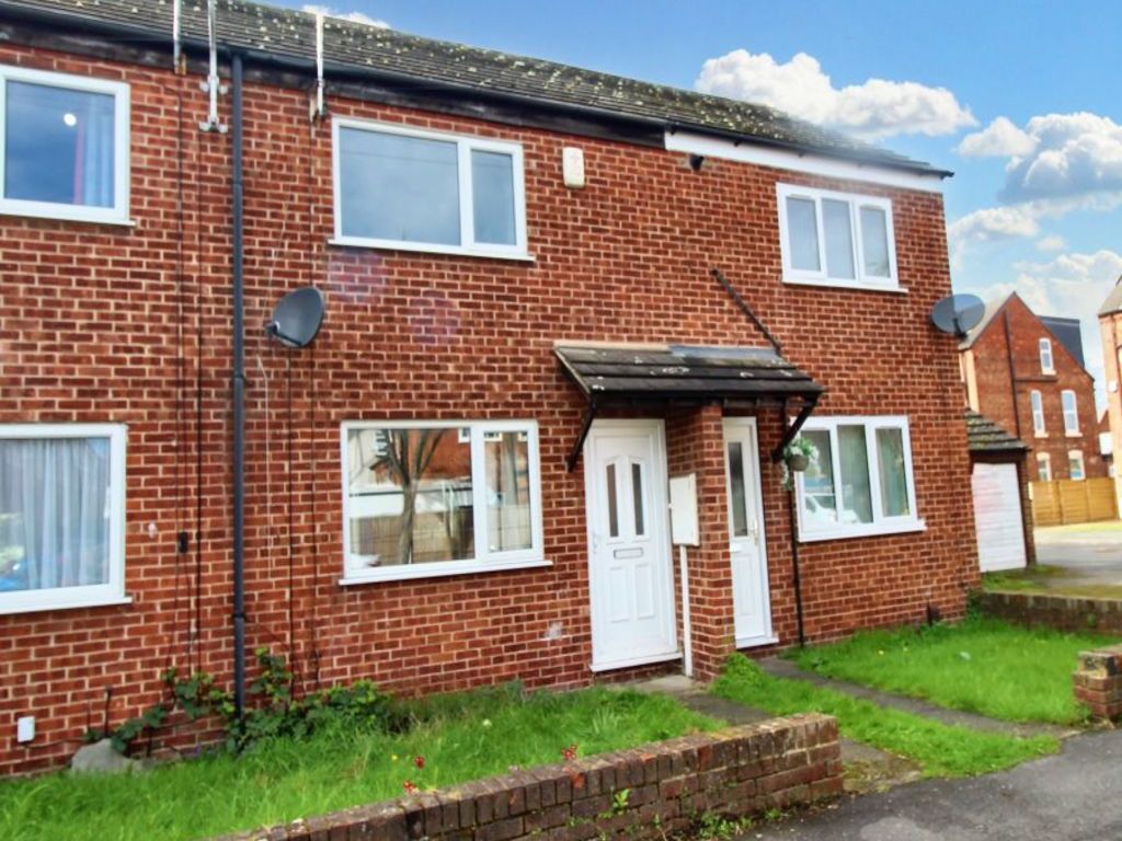 2 bed terraced house to rent in Bunting Street, Dunkirk, Nottingham NG7