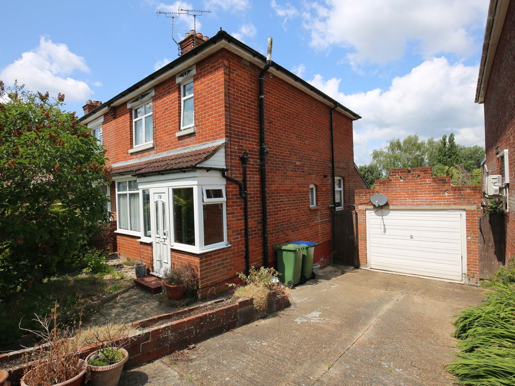 3 bed semidetached house for sale in Oaktree Road, Bitterne Park