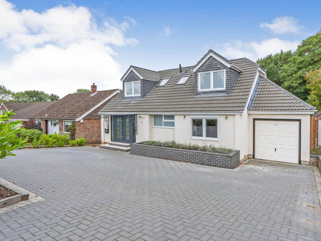 5 bed bungalow for sale in Bassett Green Close, Southampton SO16 - Zoopla