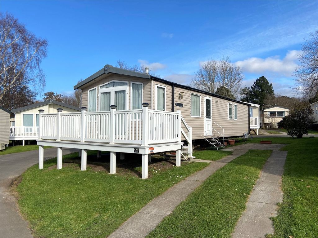 3 bed mobile/park home for sale in Lytchett Bay View, Rockley Park