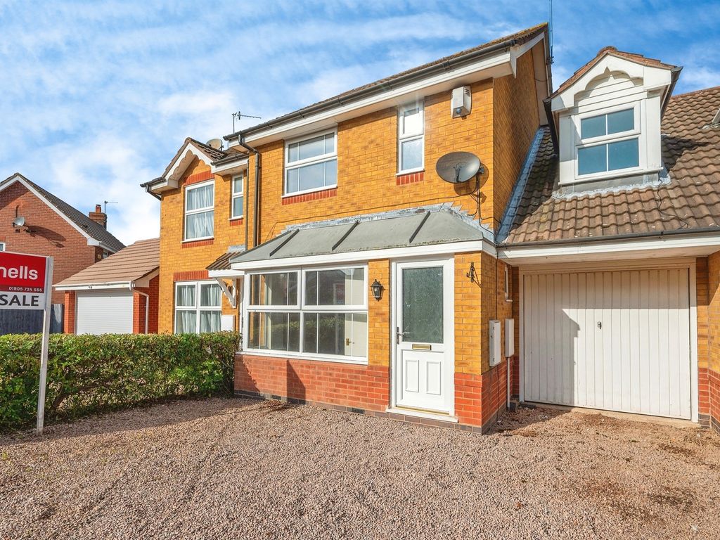 3 bed terraced house for sale in Sudeley Avenue, Berkeley Pendesham, Worcester WR4, £280,000