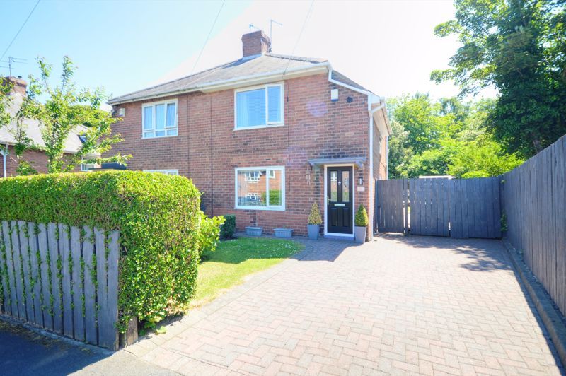 2 bed semidetached house for sale in Farnon Road, Gosforth, Newcastle