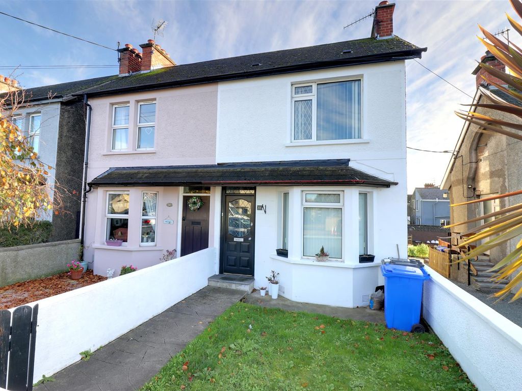3 bed semidetached house for sale in Scrabo Road, Comber, Newtownards