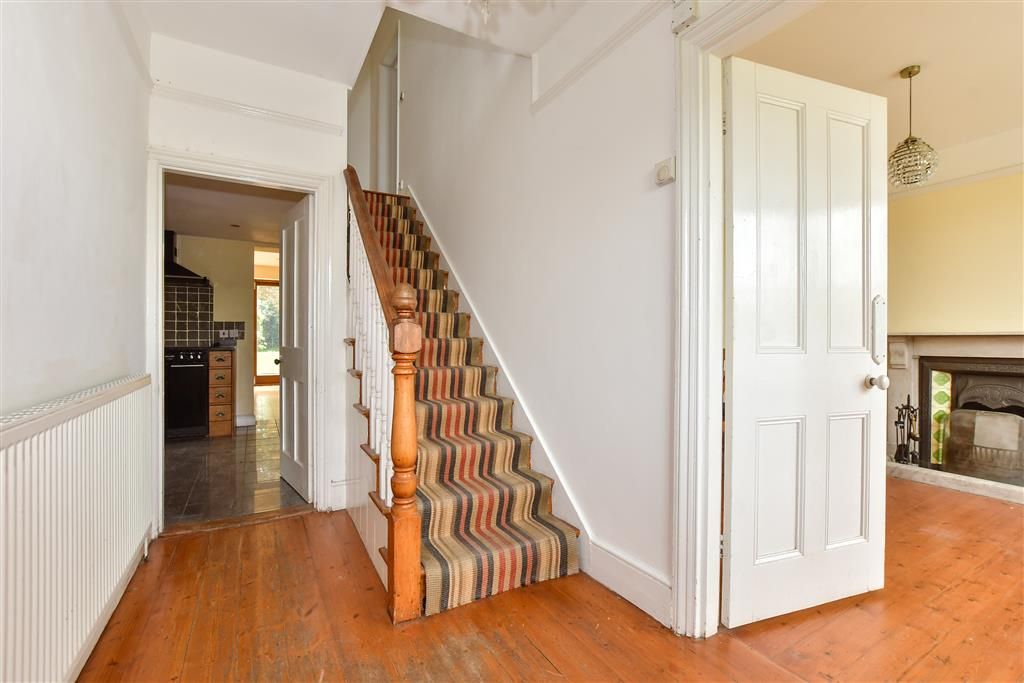 5 bed detached house for sale in The Street, Ash, Sevenoaks, Kent TN15