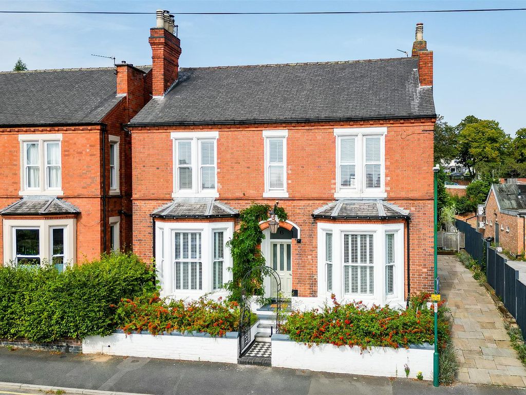 4 bed detached house for sale in Newstead Street, Sherwood