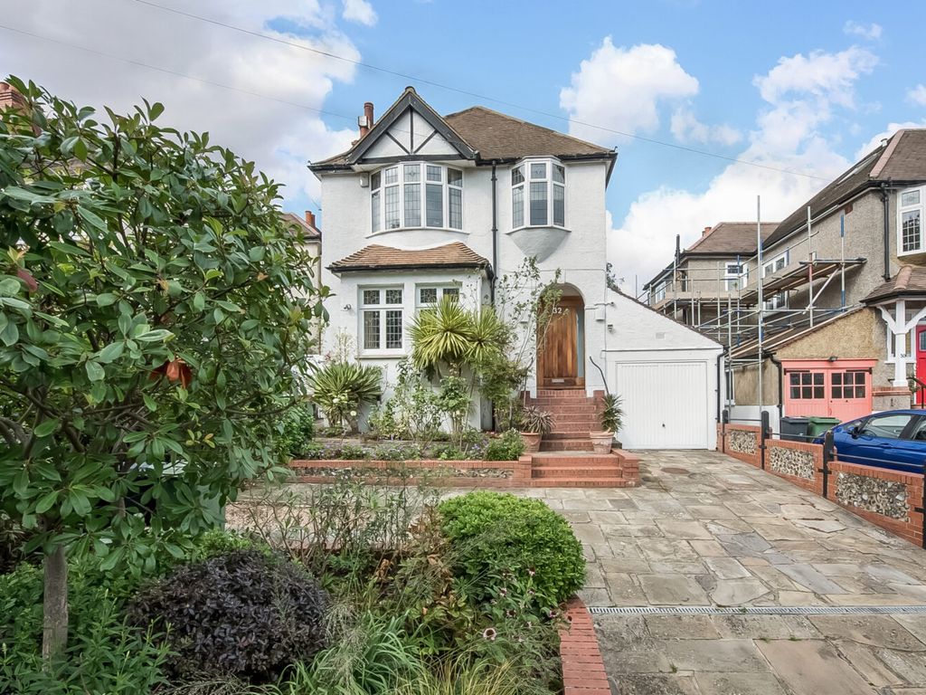 Lovelace Road, Dulwich, London SE21  