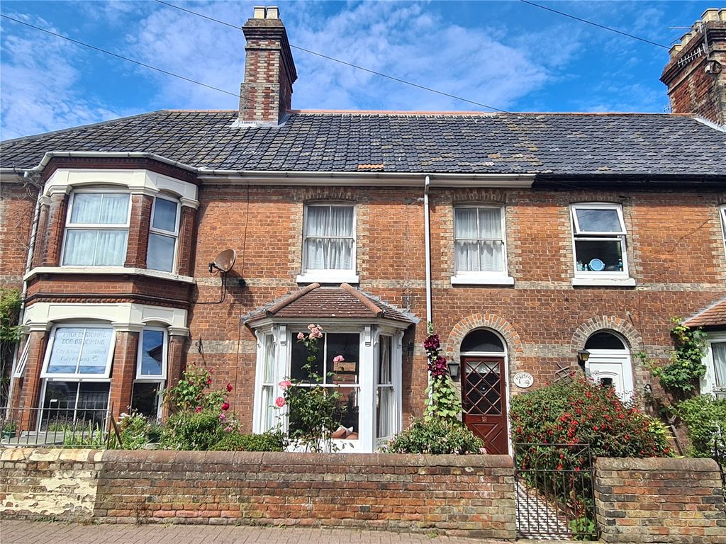 3 bed terraced house for sale in Hans Place, Cromer NR27 Zoopla