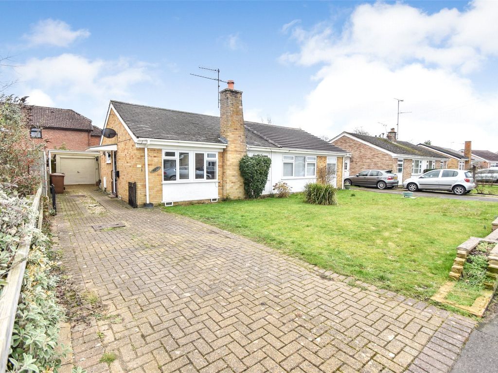 2 bed bungalow for sale in Southlands Road, Ash, Guildford, Surrey GU12