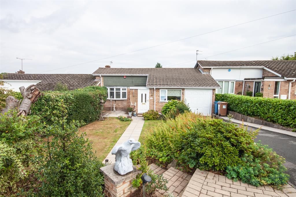 2 bed bungalow for sale in Clinton Crescent, Burntwood WS7 Zoopla