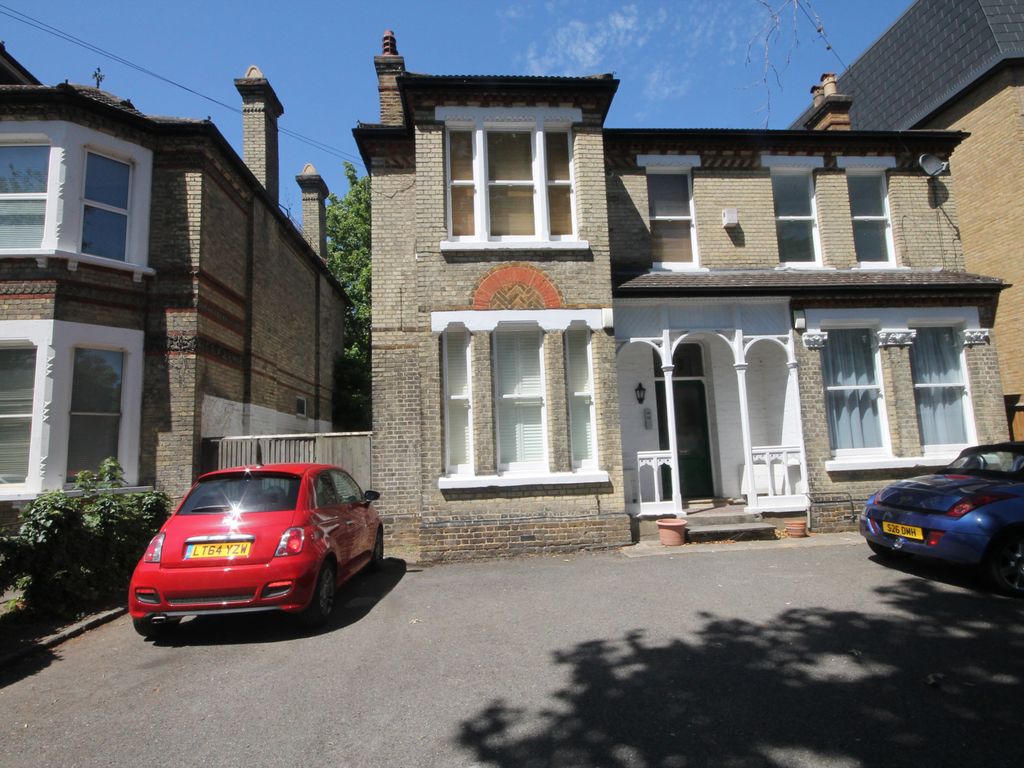 2 bed flat to rent in 4 Blyth Road, Bromley, Kent BR1, £1,950 pcm Zoopla