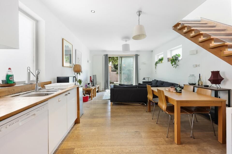 4 bed semidetached house for sale in Seven Sisters Road, London N4, £750,000 Zoopla