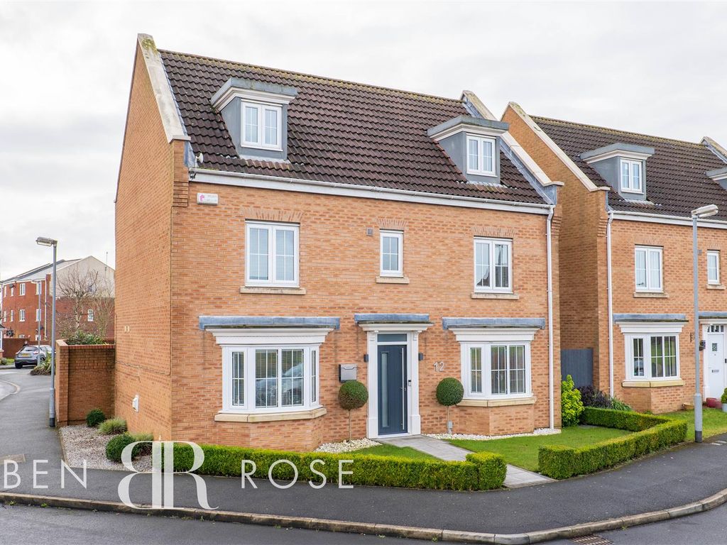 5 bed detached house for sale in Aycliffe Drive, Buckshaw Village, Chorley PR7, £449,995 Zoopla