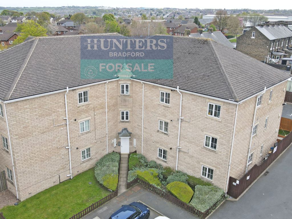 2 bed flat for sale in Minster Drive, Bradford BD4 Zoopla