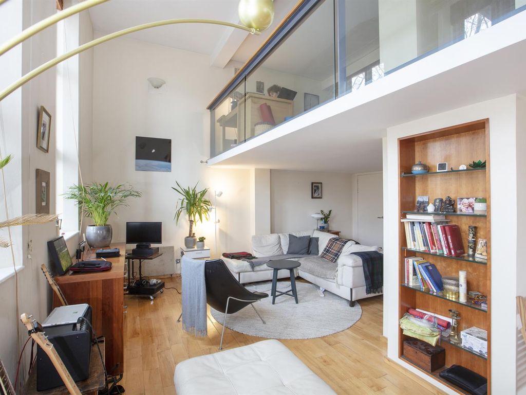 Cormont Road, Camberwell SE5  