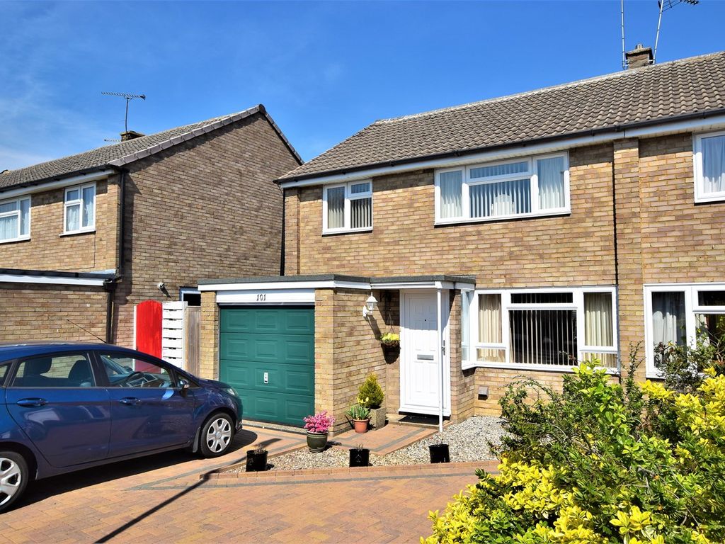 3 bed property for sale in Drive, Chelmsford CM2 Zoopla