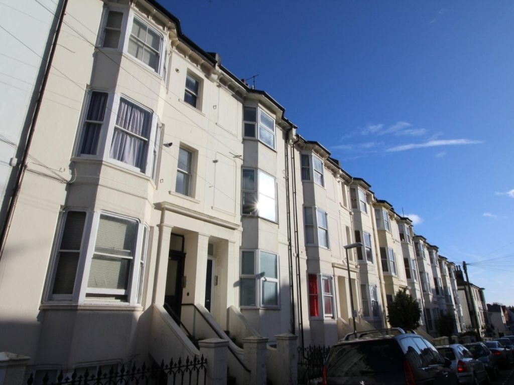 2 bed flat to rent in Buckingham Street, Brighton BN1 Zoopla