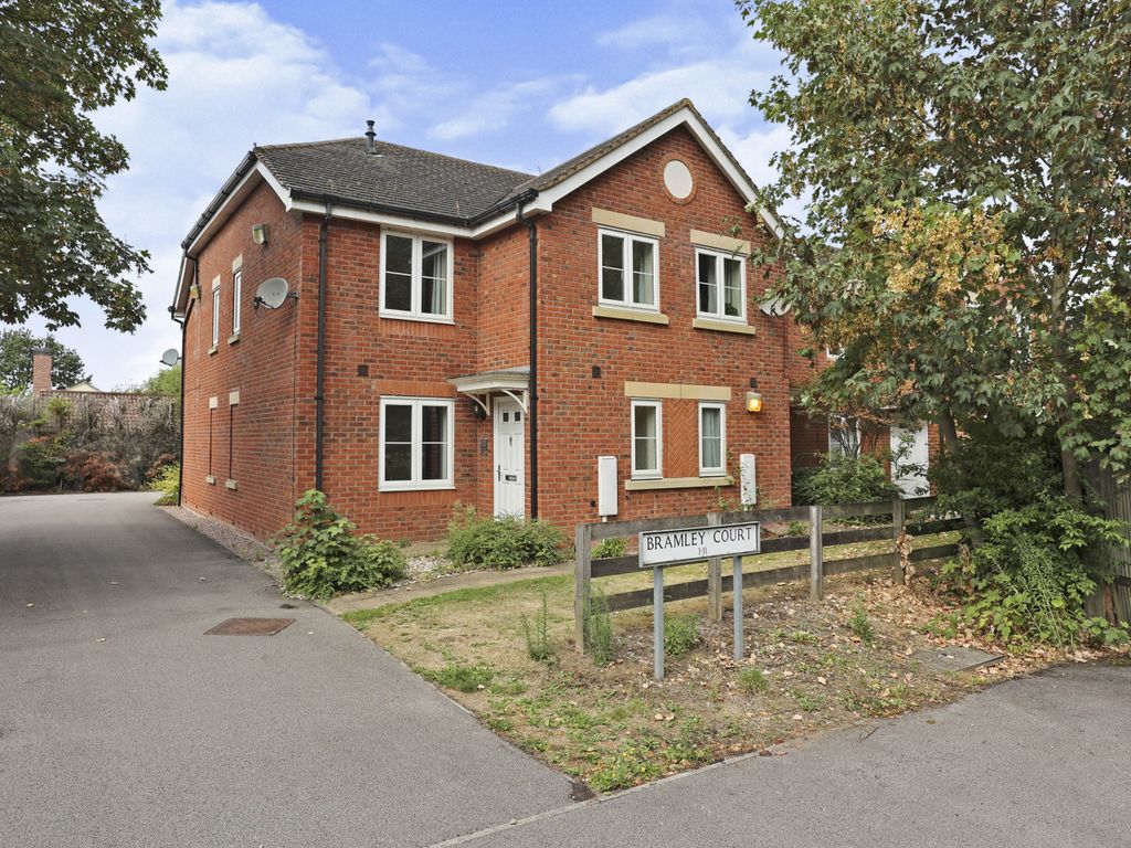 2 bed end terrace house for sale in Bramley Court, Stavely Way, Gamston