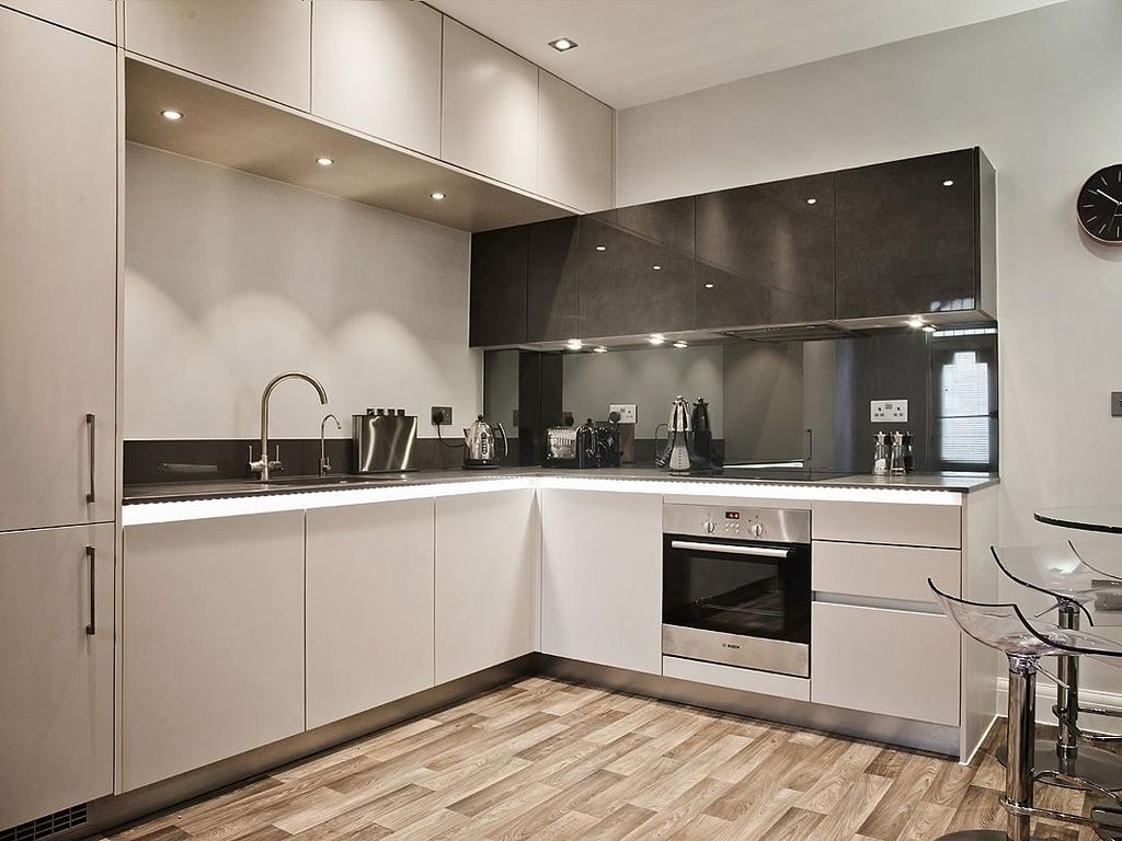 2 bed flat to rent in St. Thomas Street, Oxford OX1 Zoopla