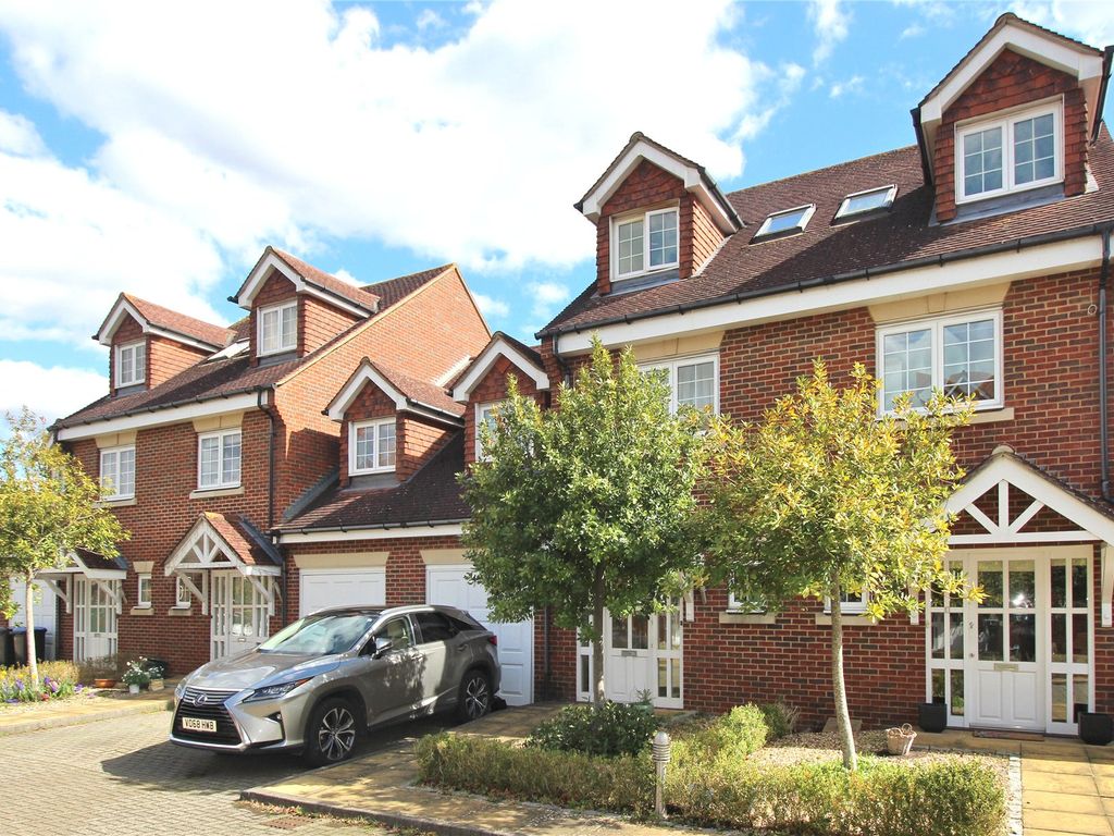 4 bed terraced house for sale in Mayhurst Avenue, Woking, Surrey GU22