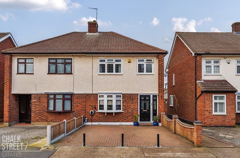 3 bed semidetached house for sale in Rutland Drive, Hornchurch RM11, £