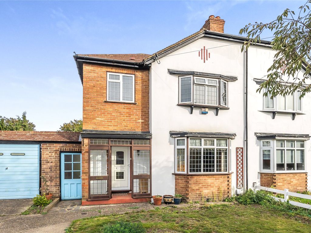 3 bed semidetached house for sale in Sackville Avenue, Bromley BR2, £