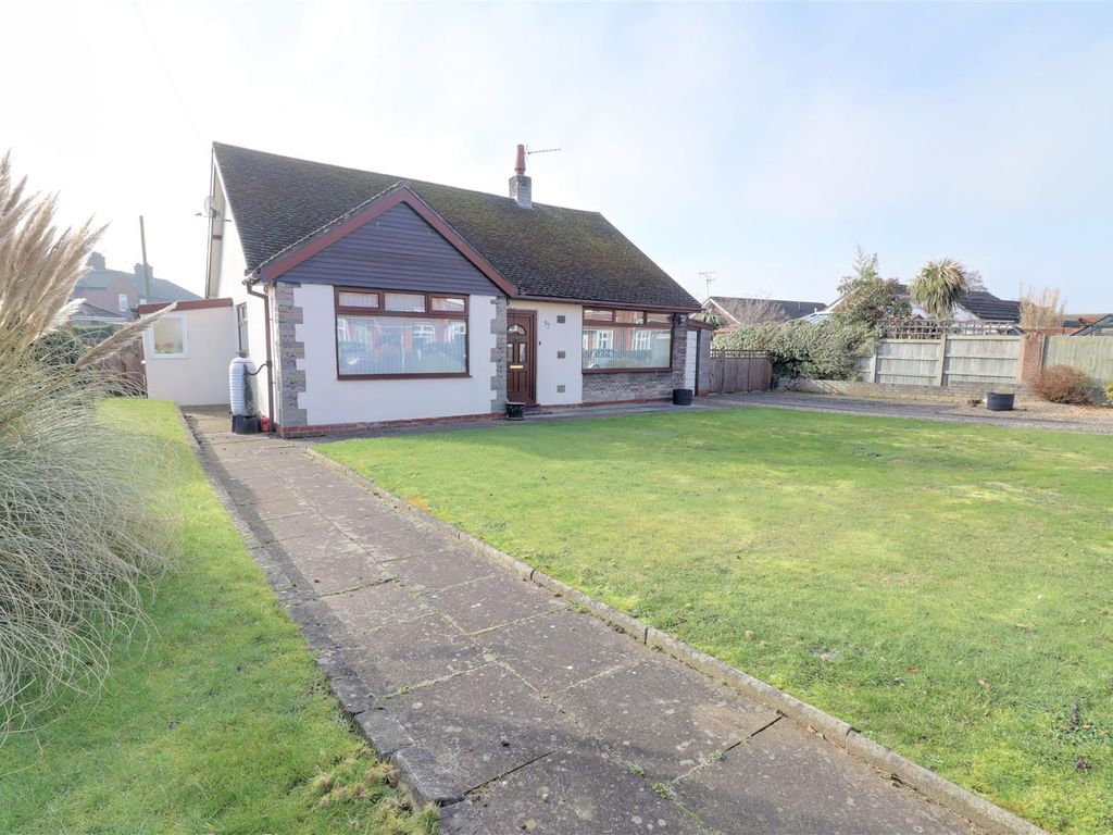 3 bed detached bungalow for sale in Cemetery Road, Weston, Crewe CW2
