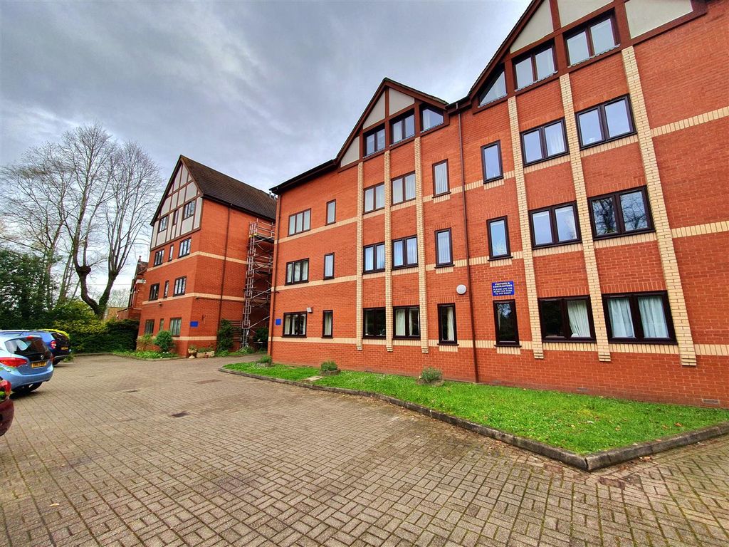 2 bed flat for sale in Chandler Court, Davenport Road, Earlsdon