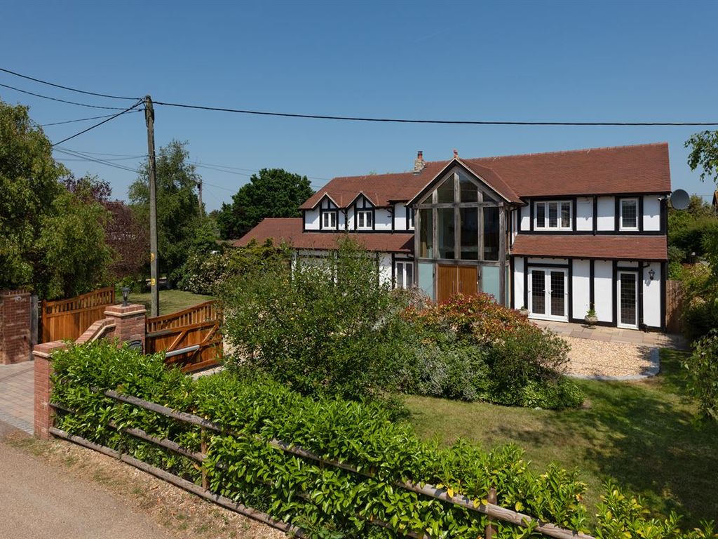 4 bed detached house for sale in The Drive, Chestfield, Whitstable CT5